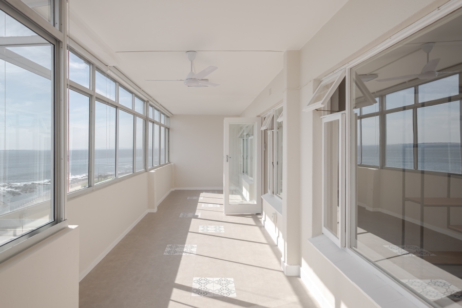 To Let 3 Bedroom Property for Rent in Sea Point Western Cape